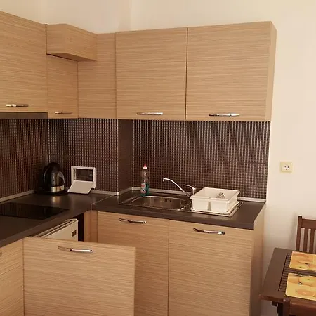 Къща за гости лилия Несебър