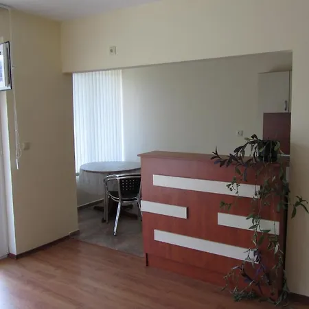 Lilia Guest house *