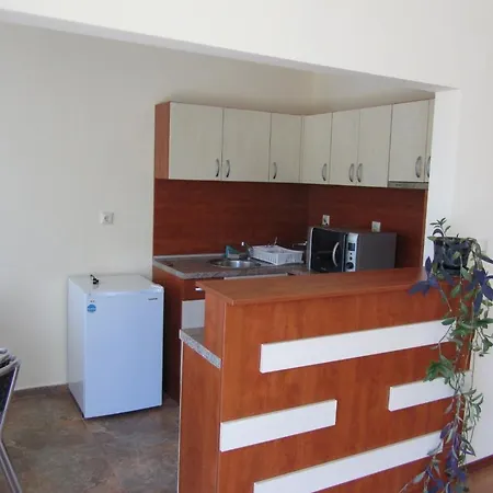 лилия 4* Несебър