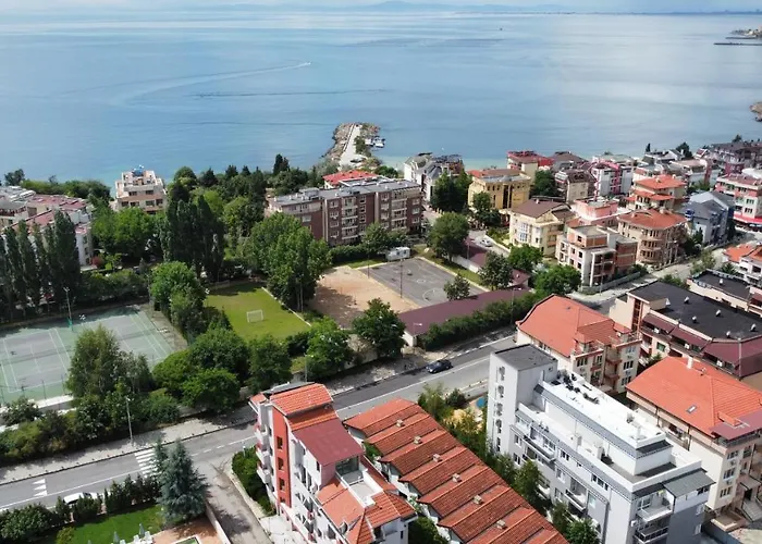 Lilia Πανσιόν